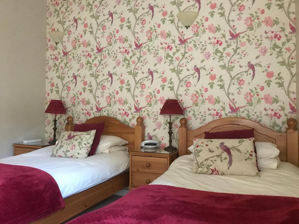 West Lodge Hotel Aylesbury  Esterno foto