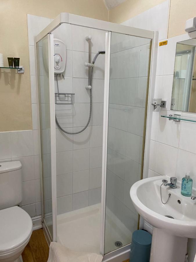 West Lodge Hotel Aylesbury  Esterno foto