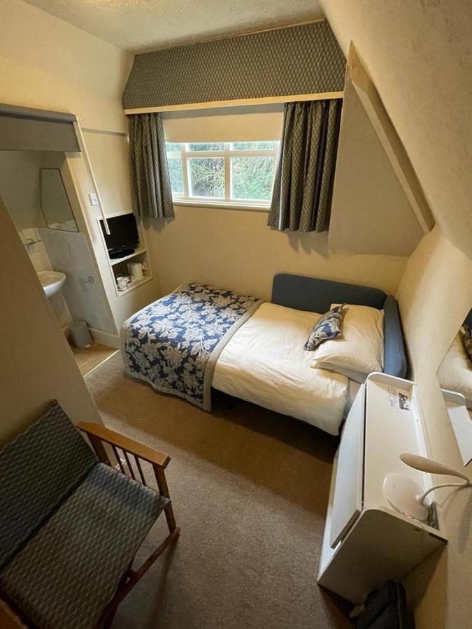 West Lodge Hotel Aylesbury  Esterno foto